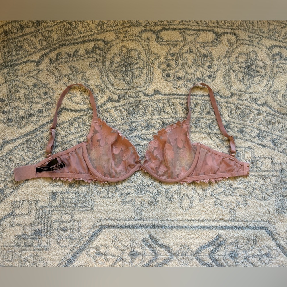 Victoria’s Secret Floral Unlined Deep Plunge Underwire Bra Pale Pink size 34 DD - Picture 5 of 12